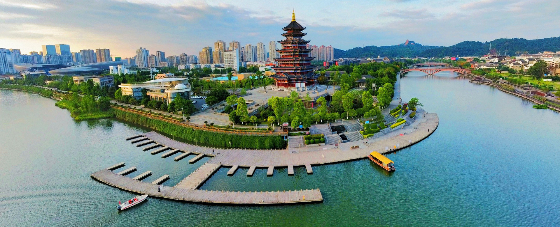 興企愛(ài)崗、志美行厲、建功立業(yè)